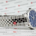 Raymond Weil Raymond Weil Freelancer 2731-ST-50001 механические мужские часы часы, крупный план синий циферблат