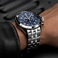 Оригинальные часы Breitling Breitling Super Avi B04 Chronograph GMT 46 Tribute To Vought F4U Corsair AB04451A1C1A1 механические калибр механизма мануфактурный механизм breitling caliber b04 общий вид